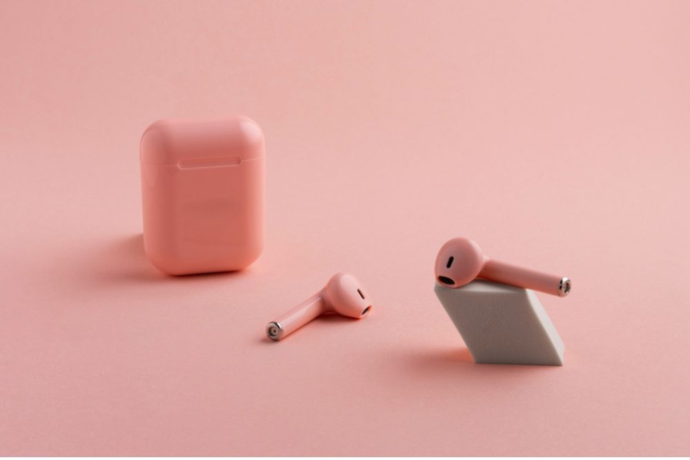 AirPods 3 Unveiled with New Design, Priced at Rs. 18,500